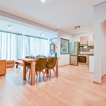 Cozy Apartment Located On The Piraeus Port Area Bagian luar foto